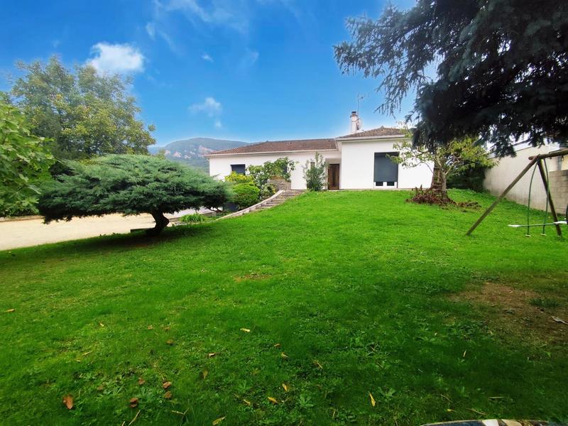 Maison - 122 m² - 5 pièces