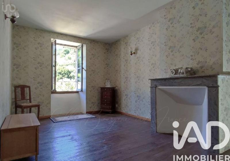Maison - 141 m² - 5 pièces