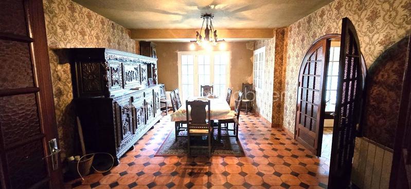 Maison - 102 m² - 5 pièces