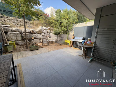 Maison - 84 m² - 4 pièces