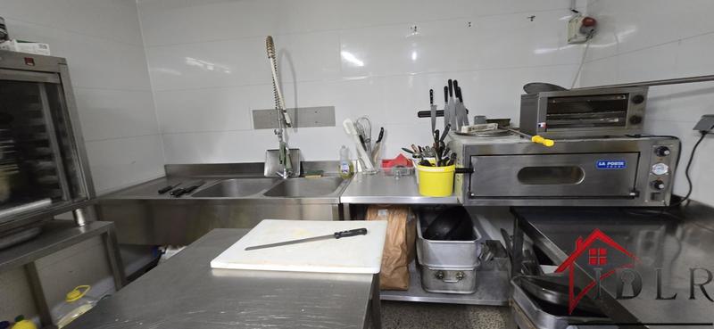 Fonds de commerce - Local commercial - 200 m²