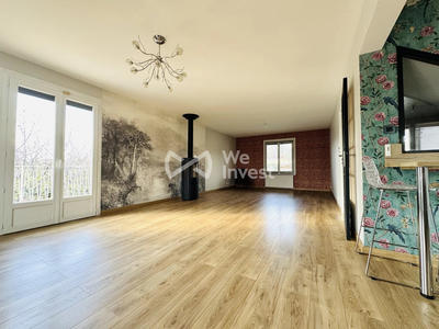 Maison - 205 m² - 7 pièces