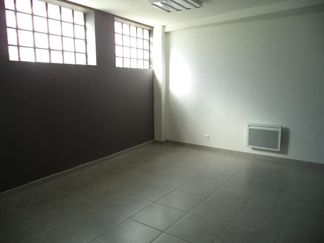 Immeuble - 230 m² - 2 pièces