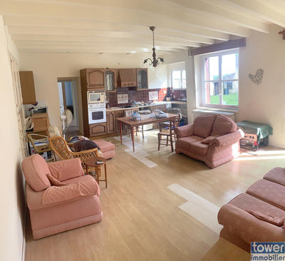 Maison - 200 m² - 10 pièces