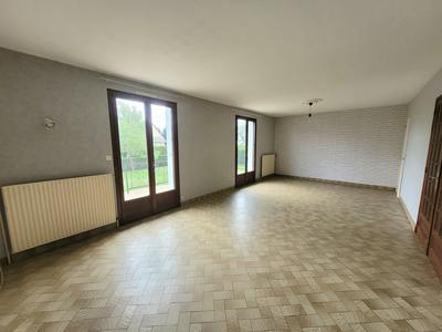 Maison traditionnelle - 87 m² - 4 pièces