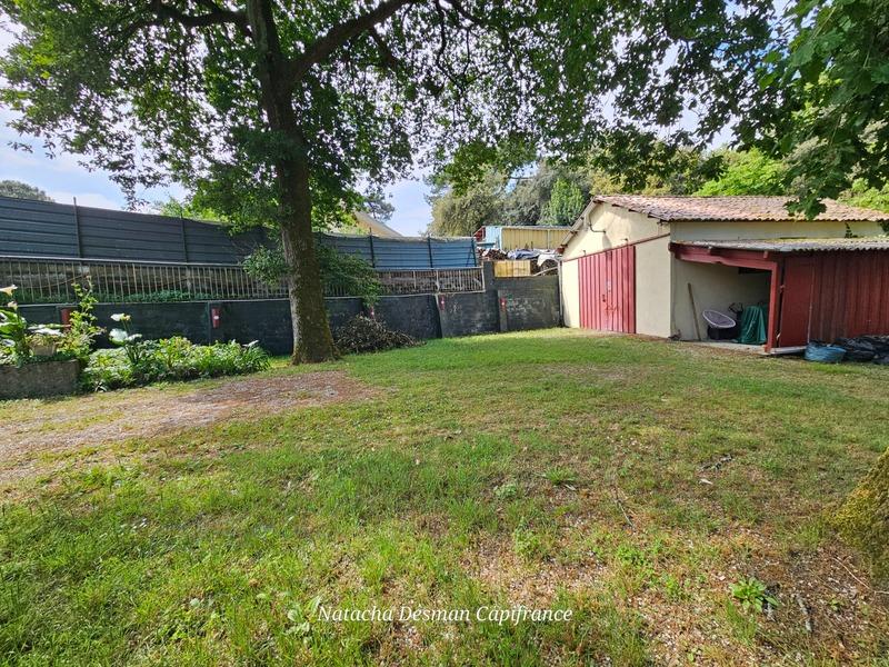 Maison - 229 m² - 9 pièces