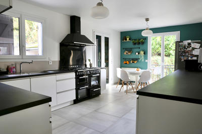 Maison - 156 m² - 7 pièces