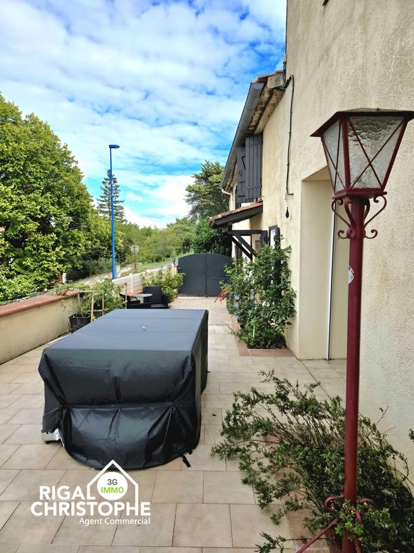 Maison de village - 158 m² - 8 pièces