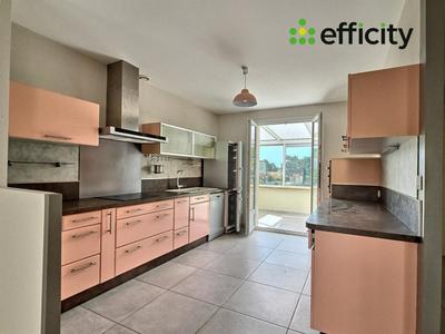 Maison - 123 m² - 4 pièces