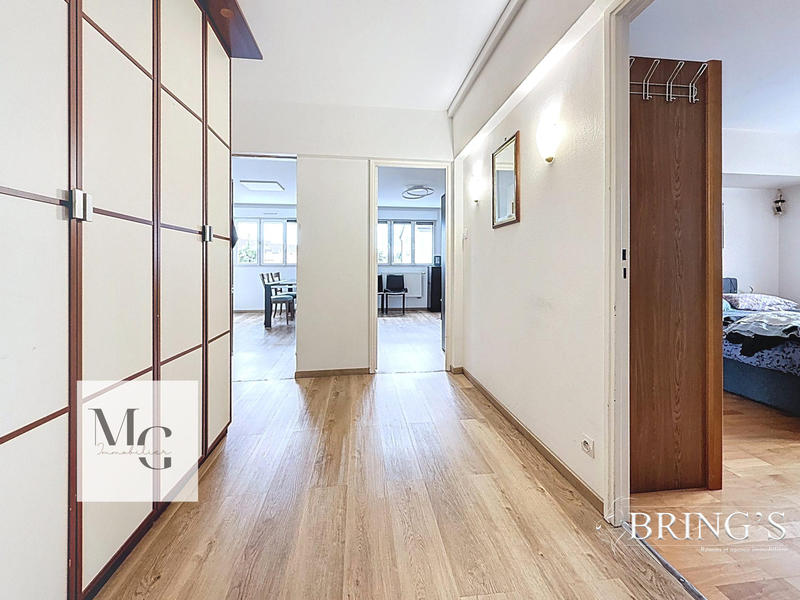 Appartement - 86 m² - 3 pièces