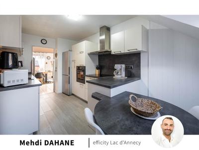 Appartement - 84 m² - 4 pièces