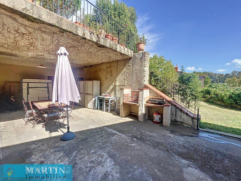 Mas - 250 m² - 10 pièces