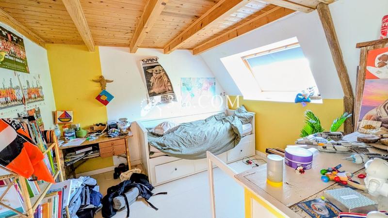 Propriété - 138 m² - 6 pièces