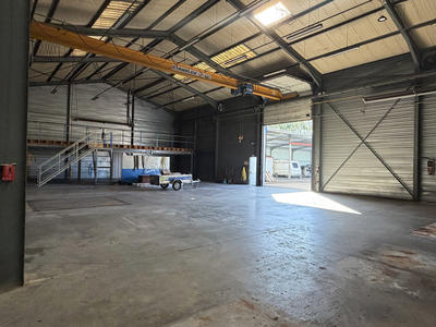 Entrepôt - 430 m² - 1 pièce