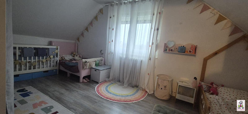 Maison - 140 m² - 6 pièces