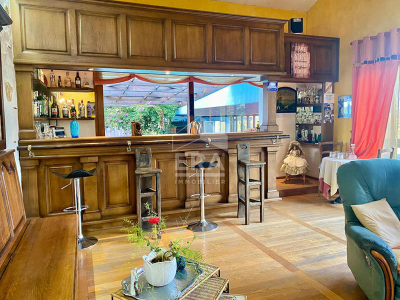 Maison - 184 m² - 5 pièces