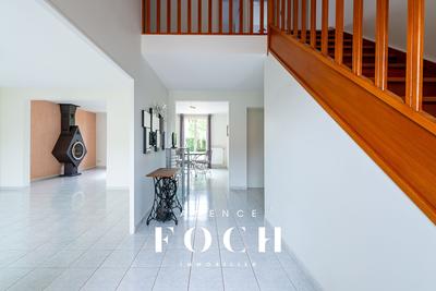 Maison - 158 m² - 6 pièces