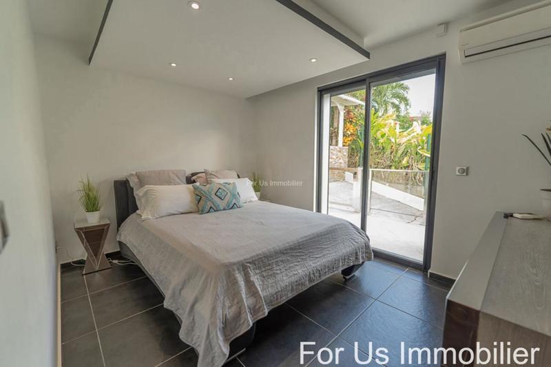 Villa - 271 m² - 8 pièces