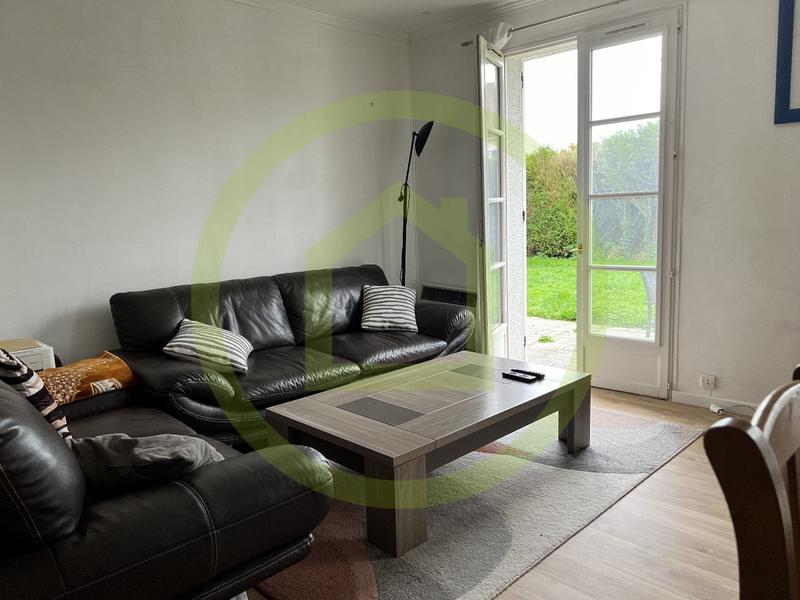 Maison - 99 m² - 5 pièces