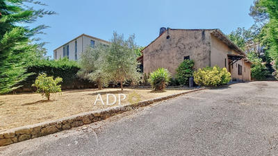 Maison - 98 m² - 3 pièces