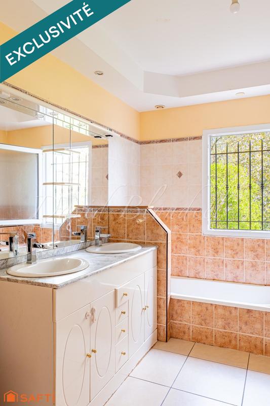 Maison - 150 m² - 7 pièces