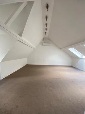 Appartement - 280 m² - 11 pièces