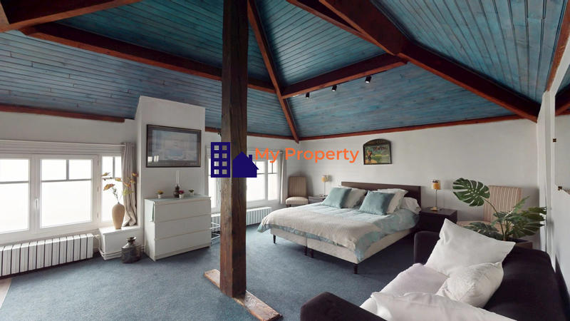 Maison - 175 m² - 7 pièces