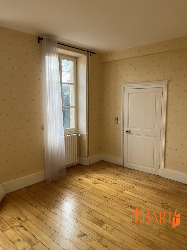 Maison ancienne - 150 m² - 5 pièces