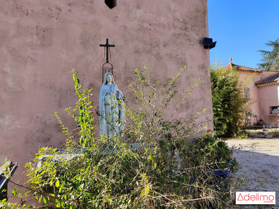 Mas - 1 582 m² - 15 pièces