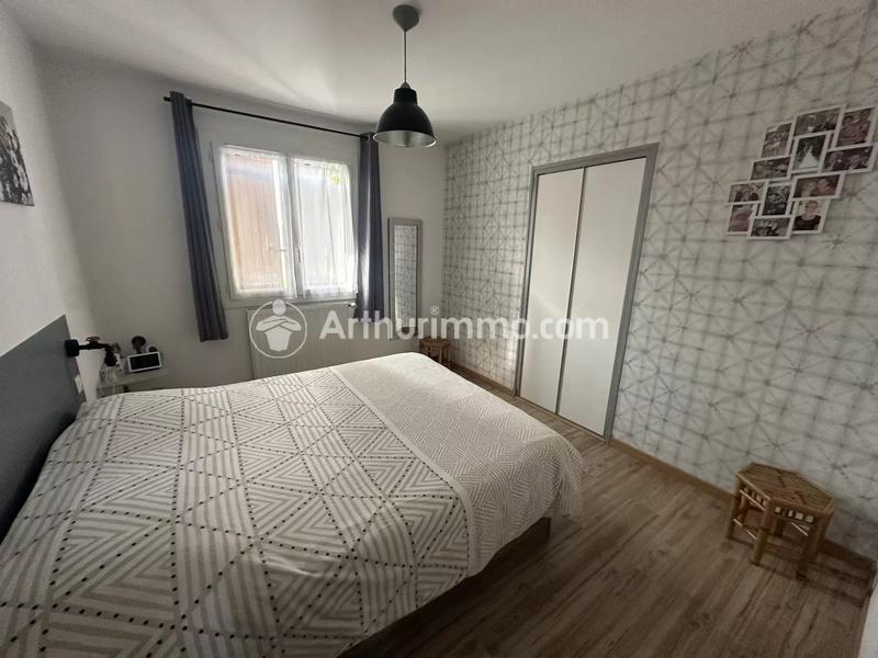 Maison - 239 m² - 8 pièces