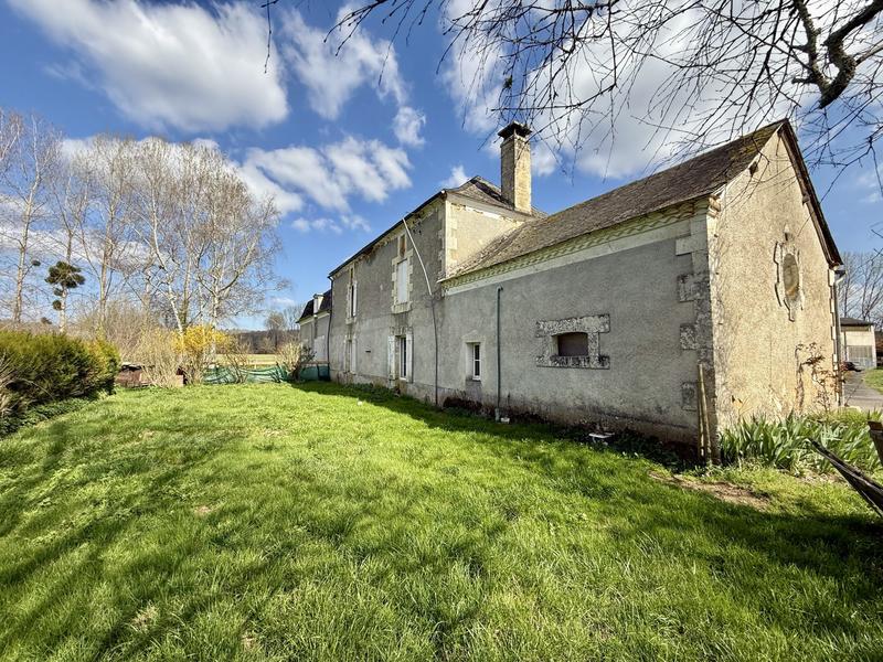 Maison - 217 m² - 6 pièces