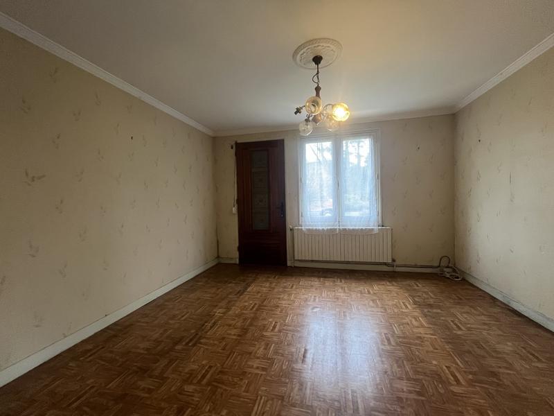 Maison - 100 m² - 7 pièces