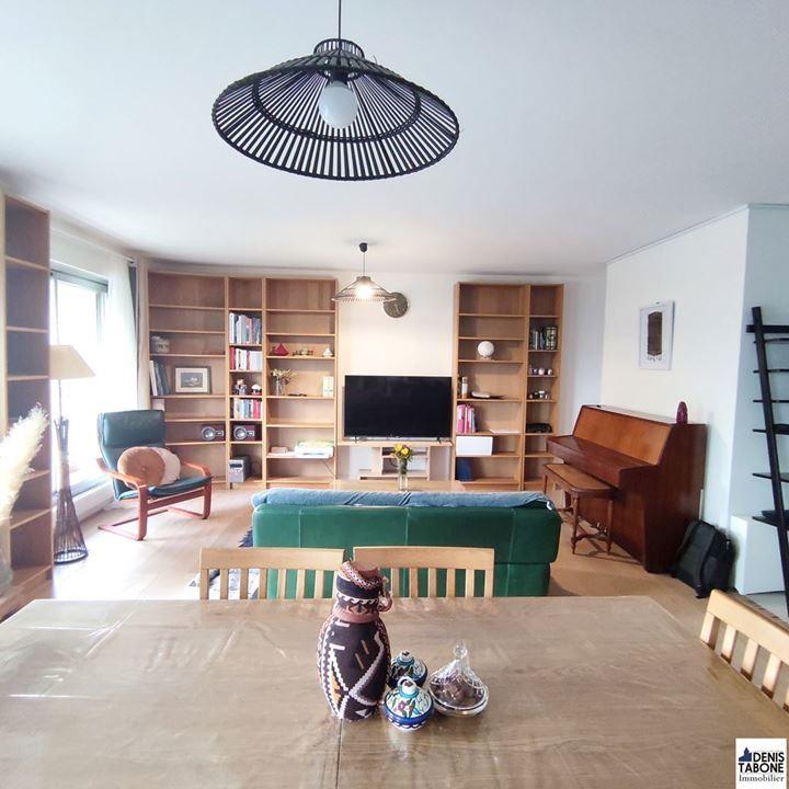 Appartement - 100 m² - 5 pièces