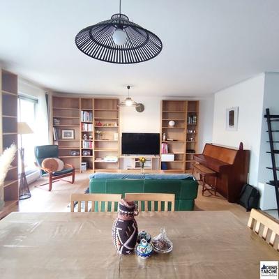 Appartement - 100 m² - 5 pièces