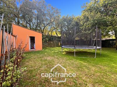 Maison - 158 m² - 7 pièces