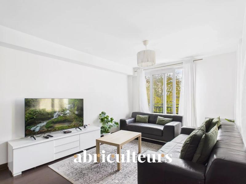 Appartement - 90 m² - 4 pièces