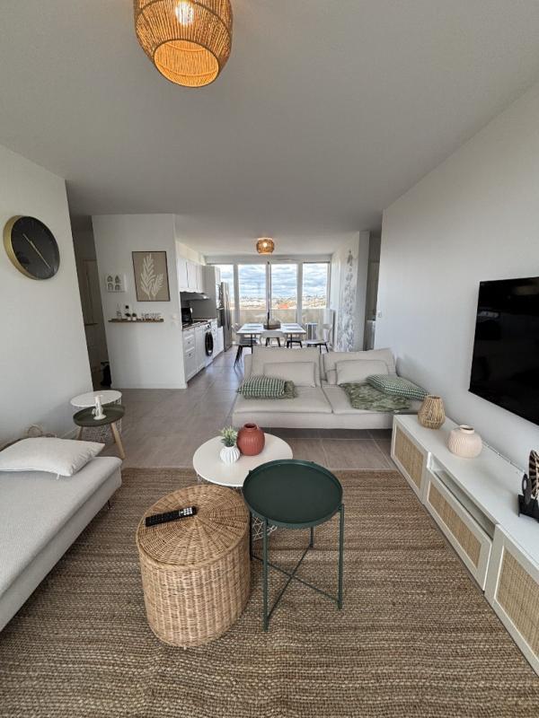 Chambre - 9 m² - 1 pièce