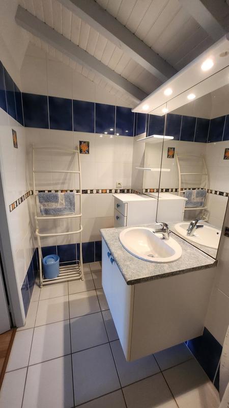 Maison - 270 m² - 16 pièces