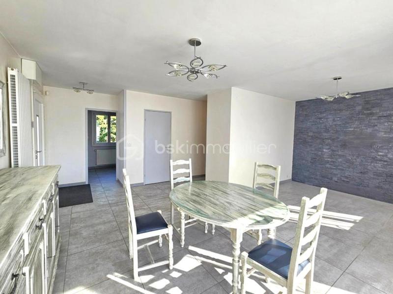 Pavillon - 100 m² - 5 pièces