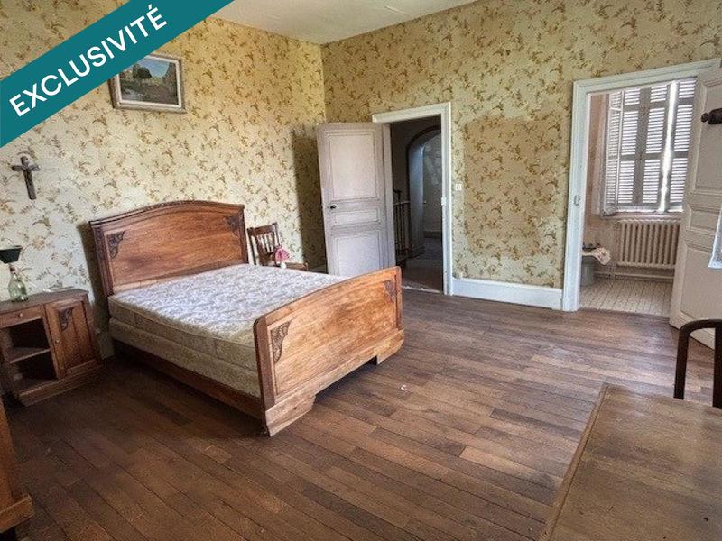 Maison - 245 m² - 11 pièces