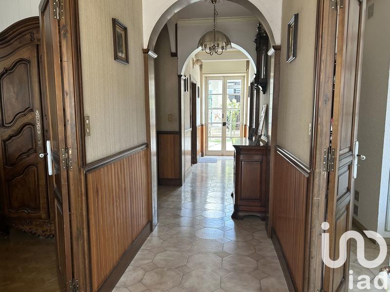 Maison de village - 318 m² - 10 pièces