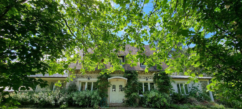 Maison - 200 m² - 7 pièces