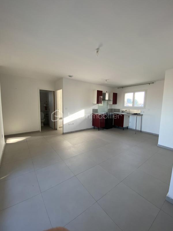 Maison traditionnelle - 102 m² - 5 pièces