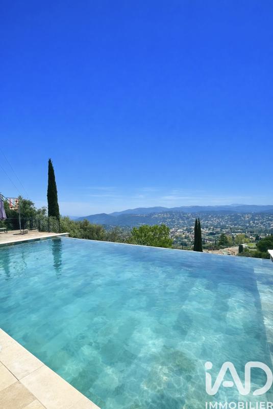 Maison - 172 m² - 5 pièces