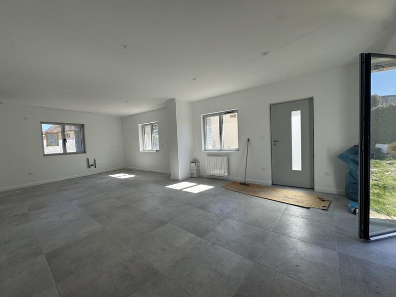 Maison traditionnelle - 128 m² - 6 pièces