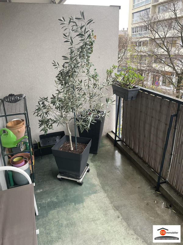 Appartement - 85 m² - 4 pièces