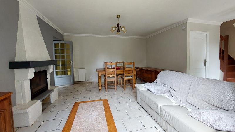 Maison - 80 m² - 5 pièces