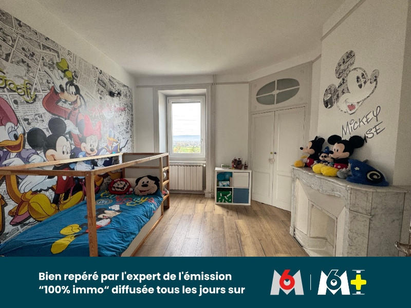 Maison - 265 m² - 8 pièces