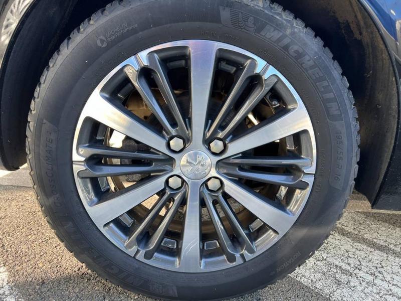 Peugeot 208 1.6 BlueHDi 100 Allure