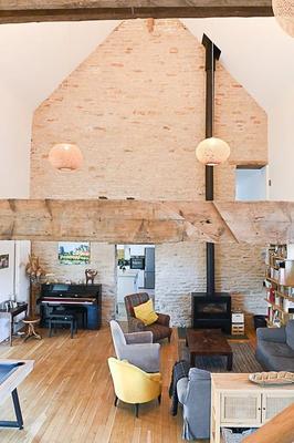 Maison - 330 m² - 13 pièces